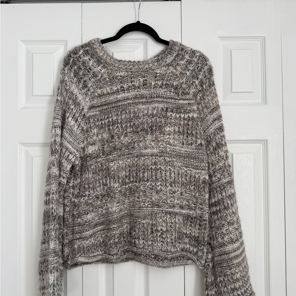 Universal Thread Textured Gray Sweater